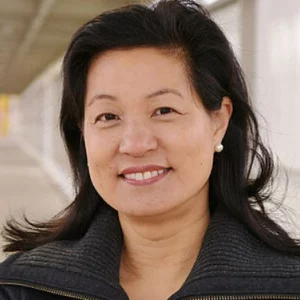 Elizabeth Kao